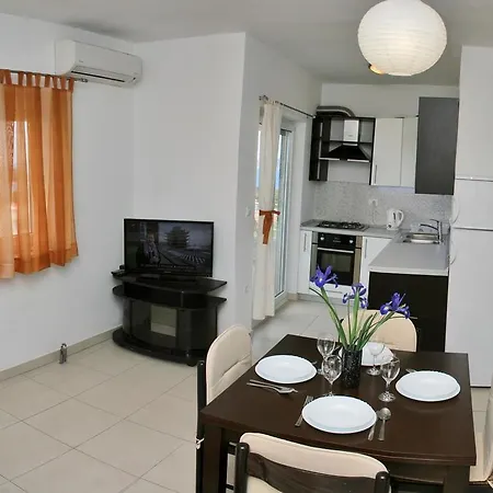 Bilo 12870b Appartement Primošten